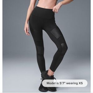 ALO Yoga Black High-Waist Leggings
